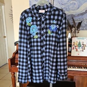 Quacker Factory Womens Purple Checkered Shirt with Floral Embroidery